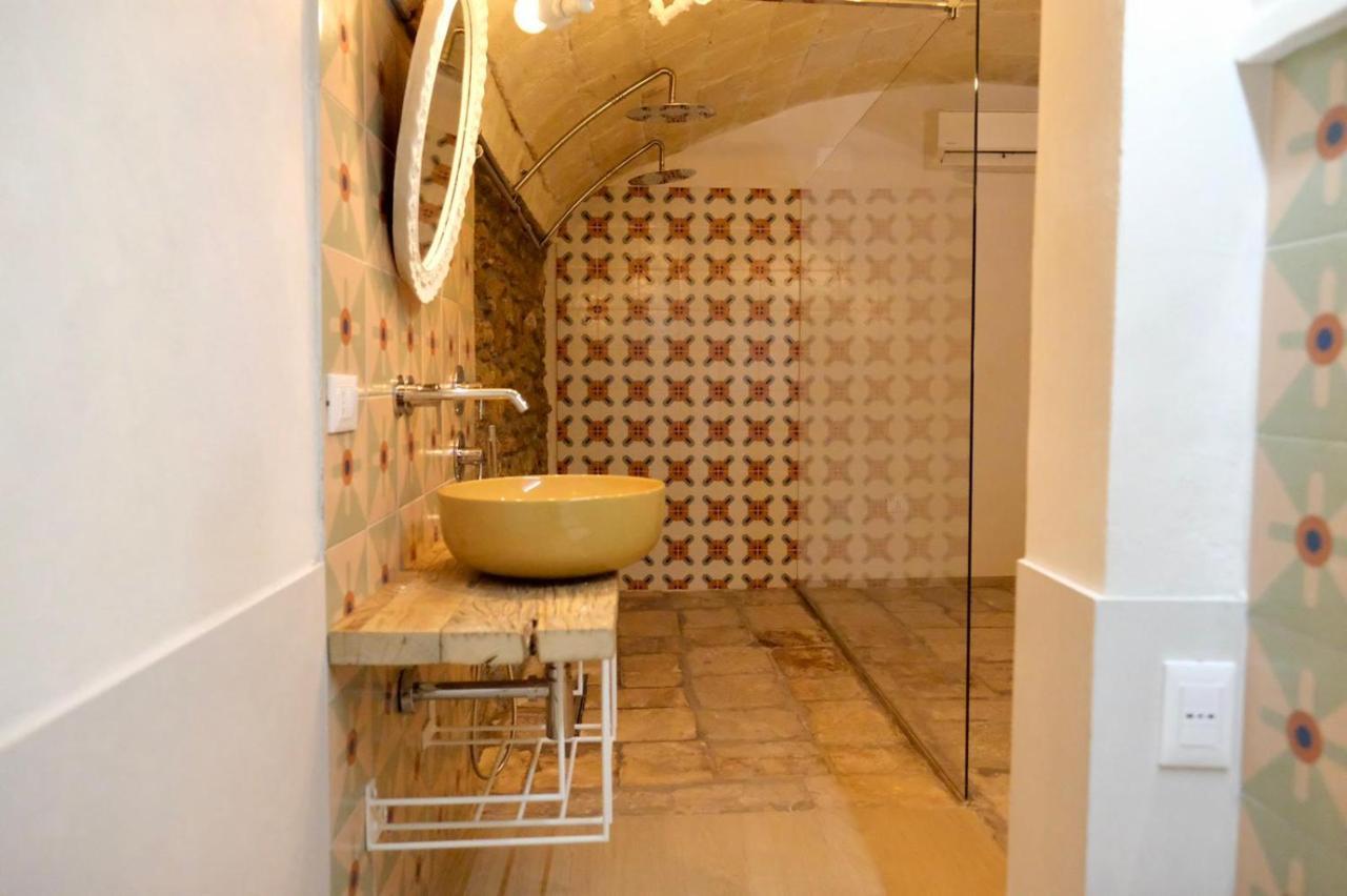Vico Luxury Room Mesagne Exterior photo